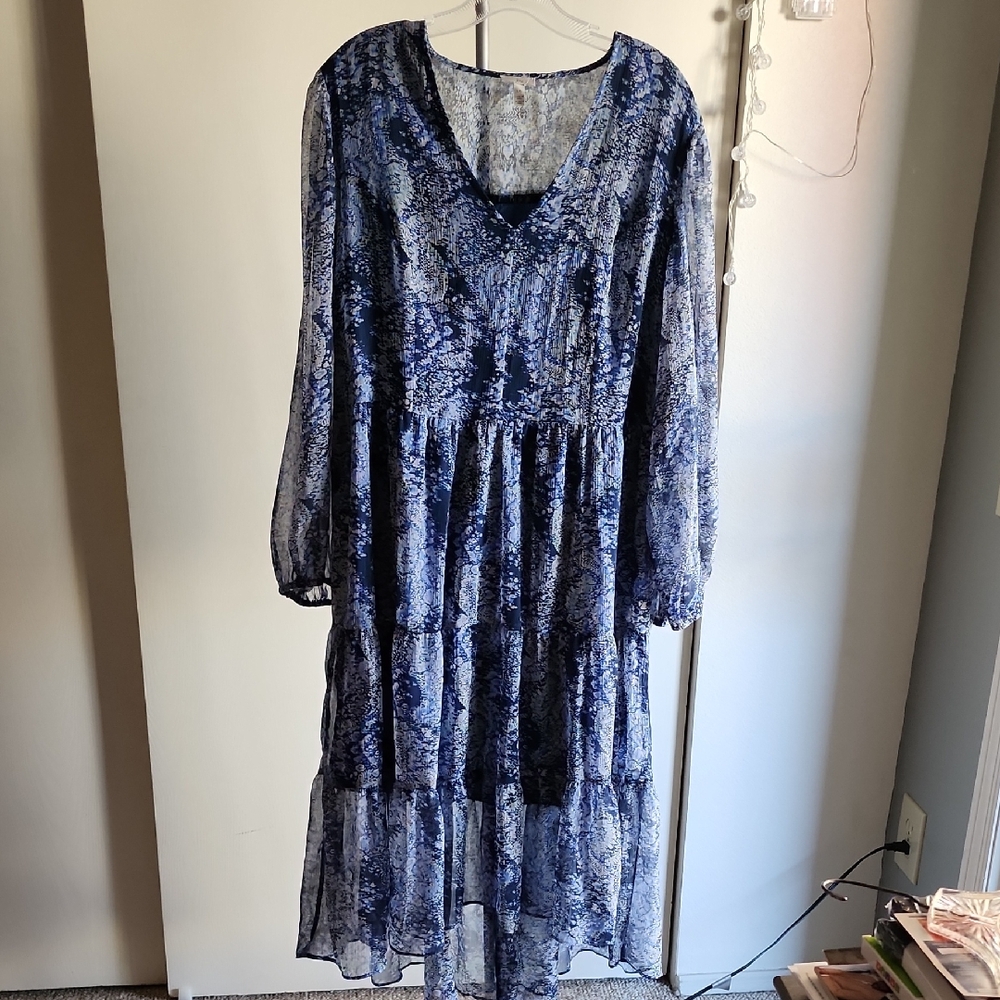 "Joie" Printed Maxi Dress 💙